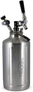 Keep beer fresh up to 48 hours with this one-gallon stainless steel growler, perfect for cold storing craft beverages. Great for beer, soda, cocktails, and kombucha lovers.