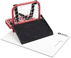 Master the art of saucer passing with the Extreme Sauce Combo Single, a training aid kit for backyard games. Includes mini goal holds up to 40 pucks and shooting pad simulates real ice feel.