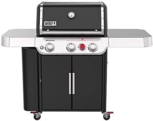 Get ready to grill like a pro with Genesis SI E-330's powerful 3-burner design, featuring extra large prep tables for easy serving.