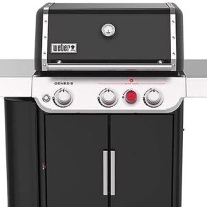 Get ready to grill like a pro with Genesis SI E-330's powerful 3-burner design, featuring extra large prep tables for easy serving.