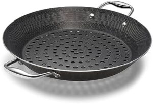 Unlock the secrets of a sizzling grilling experience with HexClad's Hybrid Nonstick BBQ Grill Pan, dishwasher-friendly and oven-safe up to 900°F. Perfect for BBQ enthusiasts!