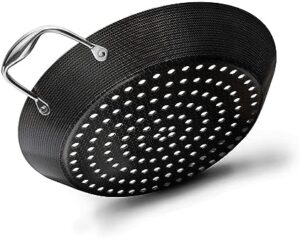 Unlock the secrets of a sizzling grilling experience with HexClad's Hybrid Nonstick BBQ Grill Pan, dishwasher-friendly and oven-safe up to 900°F. Perfect for BBQ enthusiasts!