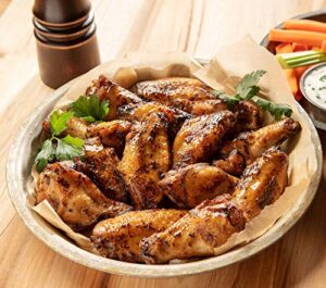Get smoky BBQ ranch flavor without the hassle with Burgers' Smokehouse Fully Cooked Chicken Wings, 4 pounds of deliciousness perfect for parties or game day snacking.