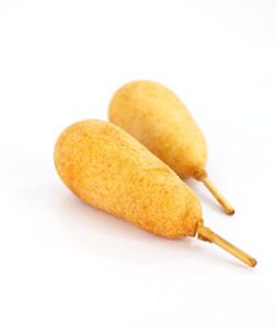 Discover the ultimate snack solution with these 8.5" x 3/16" Semi Point Wooden Corn Dog Sticks - a case of 5,000! Perfect for events and parties.