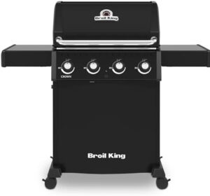 Boost your grilling game with the Broil King Crown 410, a natural gas grill that combines power and style. Perfect for backyard BBQs, it features a durable black finish and robust performance.