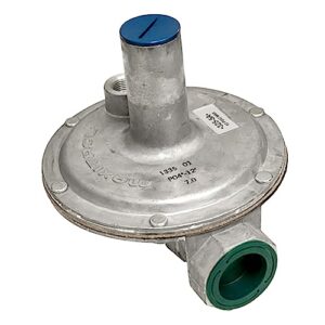 Boost your home heating system with the Hearth Products Controls HPC Fire Bulk Pressure Regulator, offering reliable performance at 300K BTUs. Perfect for regulating heat levels in large spaces.