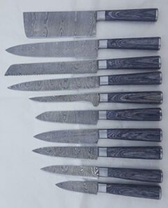 Get a sharp edge in the kitchen with this custom-made Damascus steel utility knife set. Includes 10 pieces and a round wood handle with pocket case for safe storage. Perfect for chefs on-the-go.