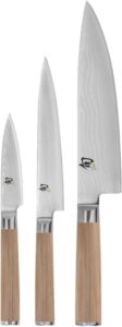 Discover the Classic Blonde 3 Piece Starter Set, featuring handcrafted Japanese knives with Damascus stainless steel cladding and Pakkawood handles. Perfect for beginners and pros alike!