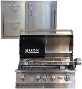 Experience the ultimate grilling experience with Lion Premium Grills' 32" Natural Gas Grill, featuring a door/drawer combo and USA-made quality.