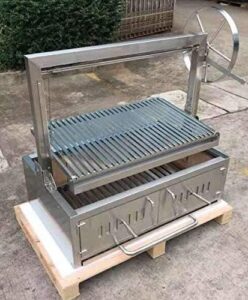 Discover the perfect outdoor cooking experience with this stainless steel BBQ featuring a rotisserie spit and Argentine grill grates. Perfect for Santa Maria-style cooking, this durable #430 body and #304 grate combo is built to last.